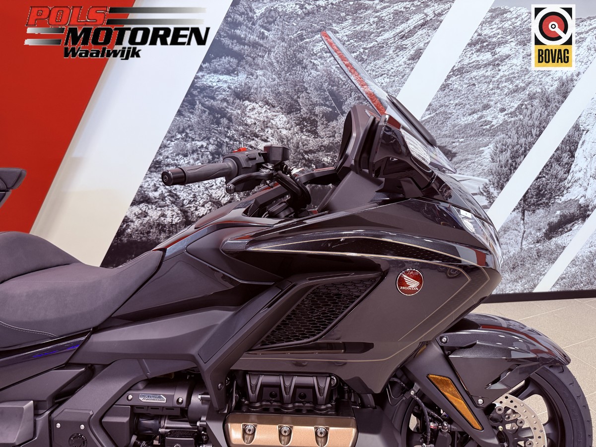 HONDA GL 1800 DAT Goldwing Tour Delu