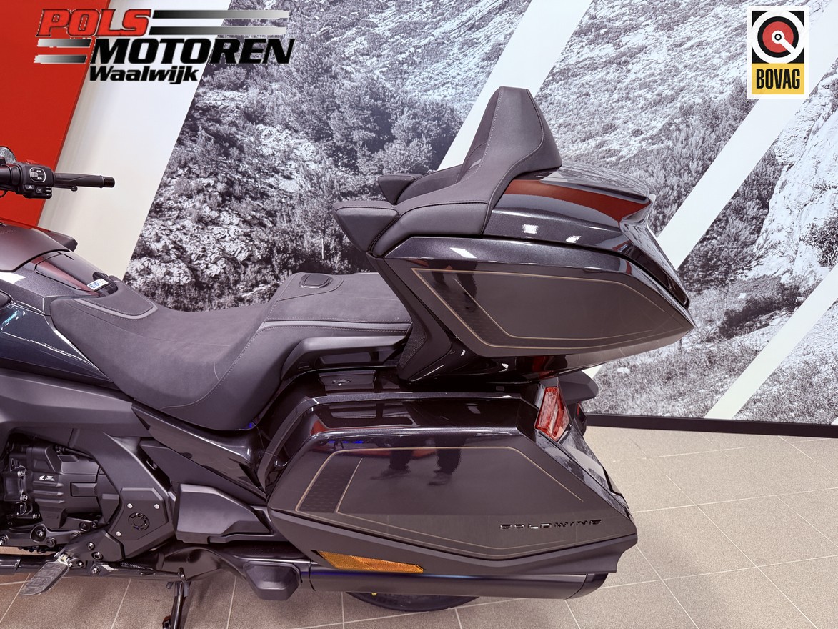 HONDA GL 1800 DAT Goldwing Tour Delu