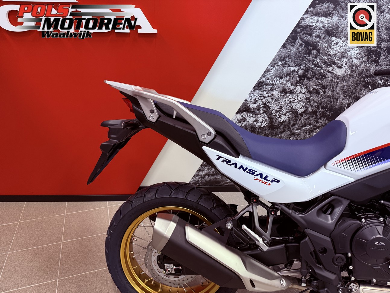 HONDA XL 750 T TransAlp Ross White