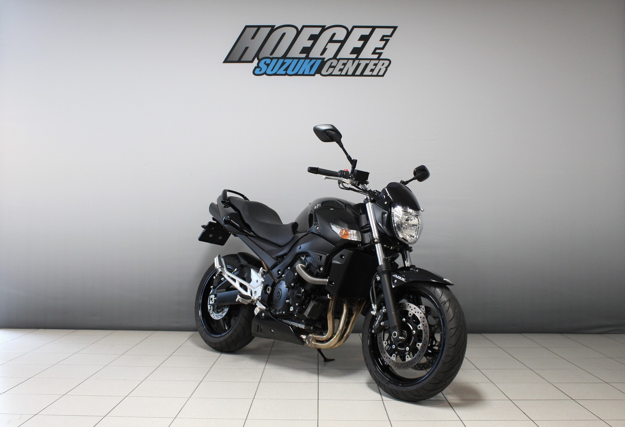 SUZUKI GSR600AK9