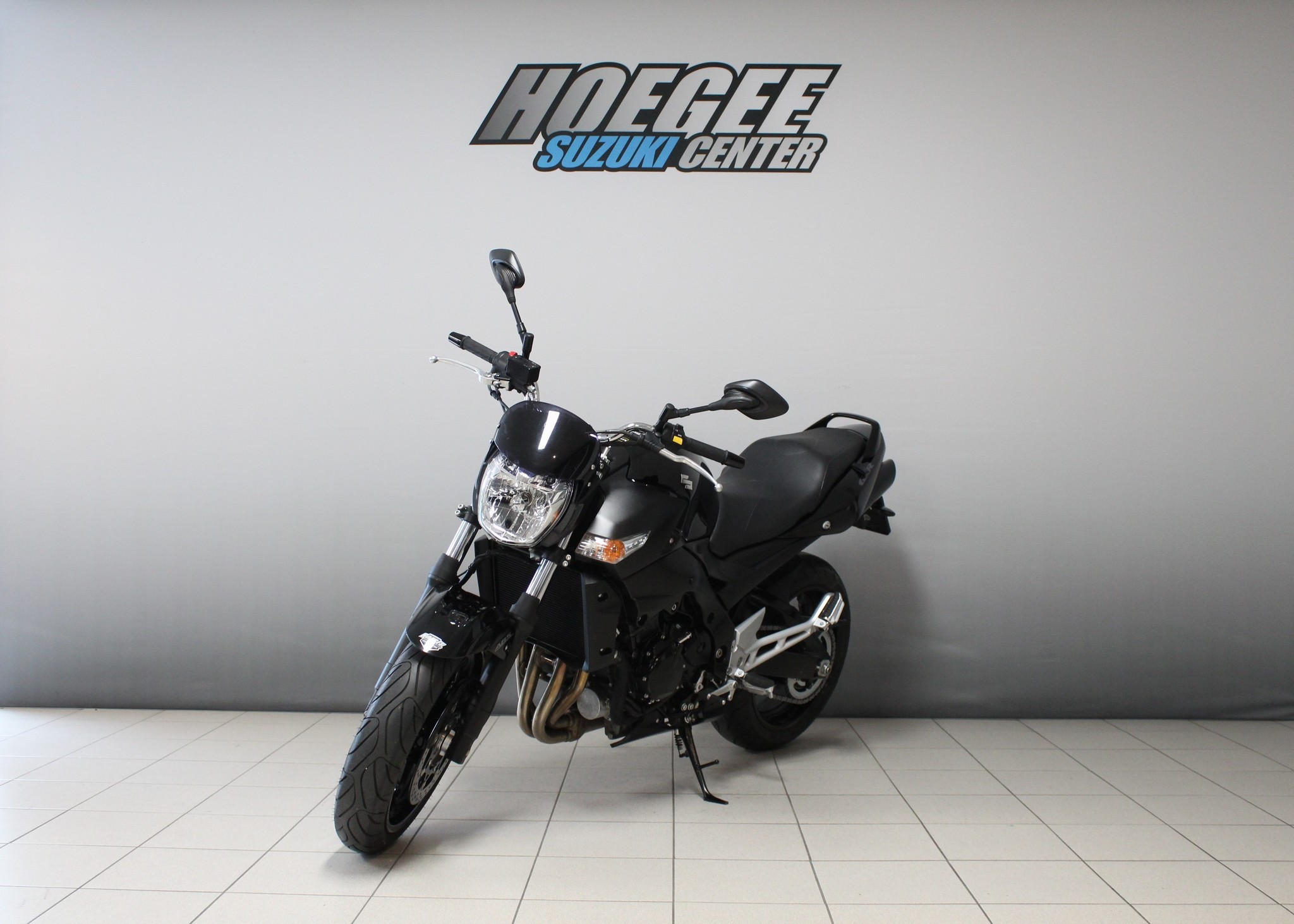 SUZUKI GSR600AK9