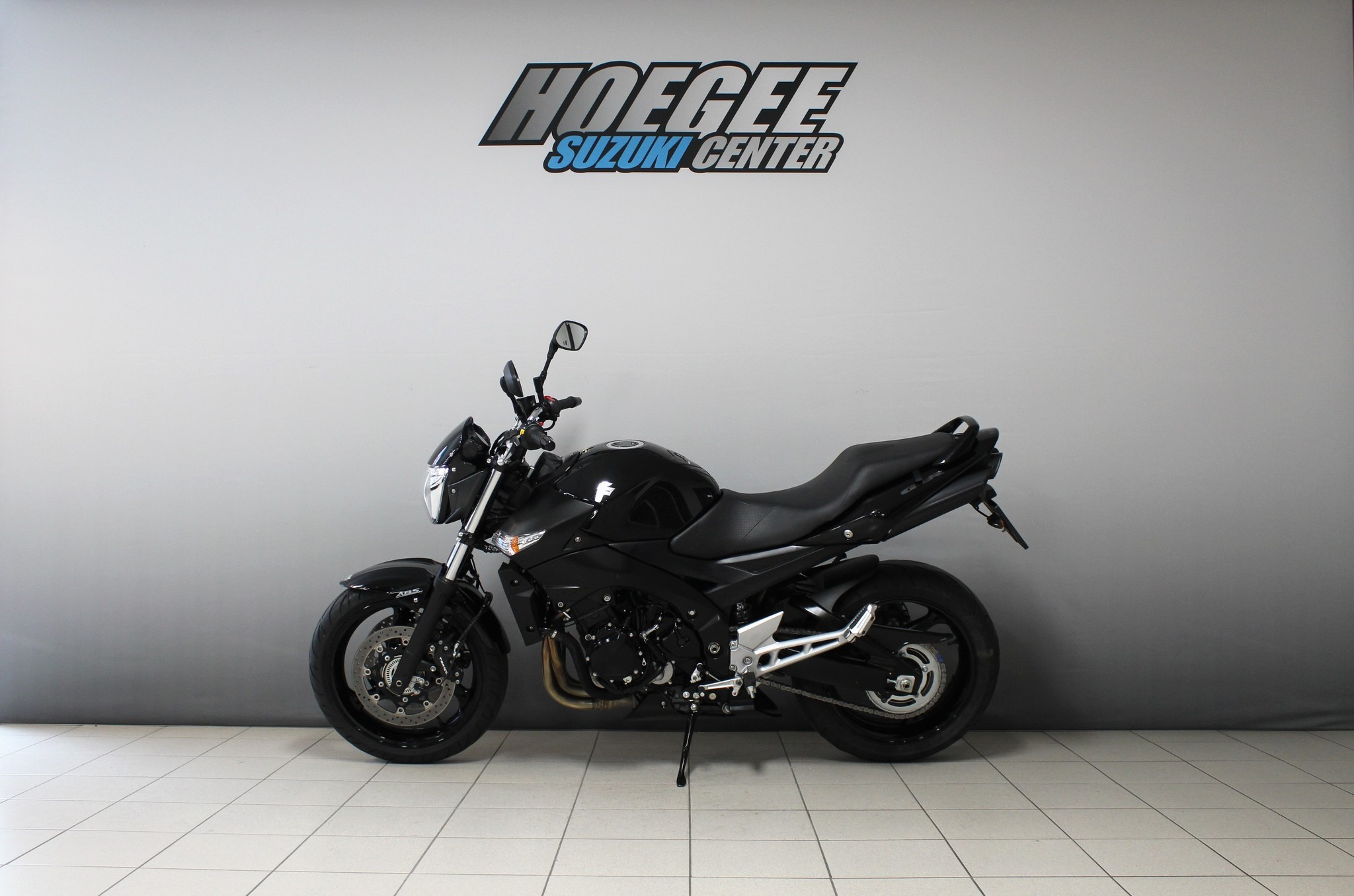 SUZUKI GSR600AK9