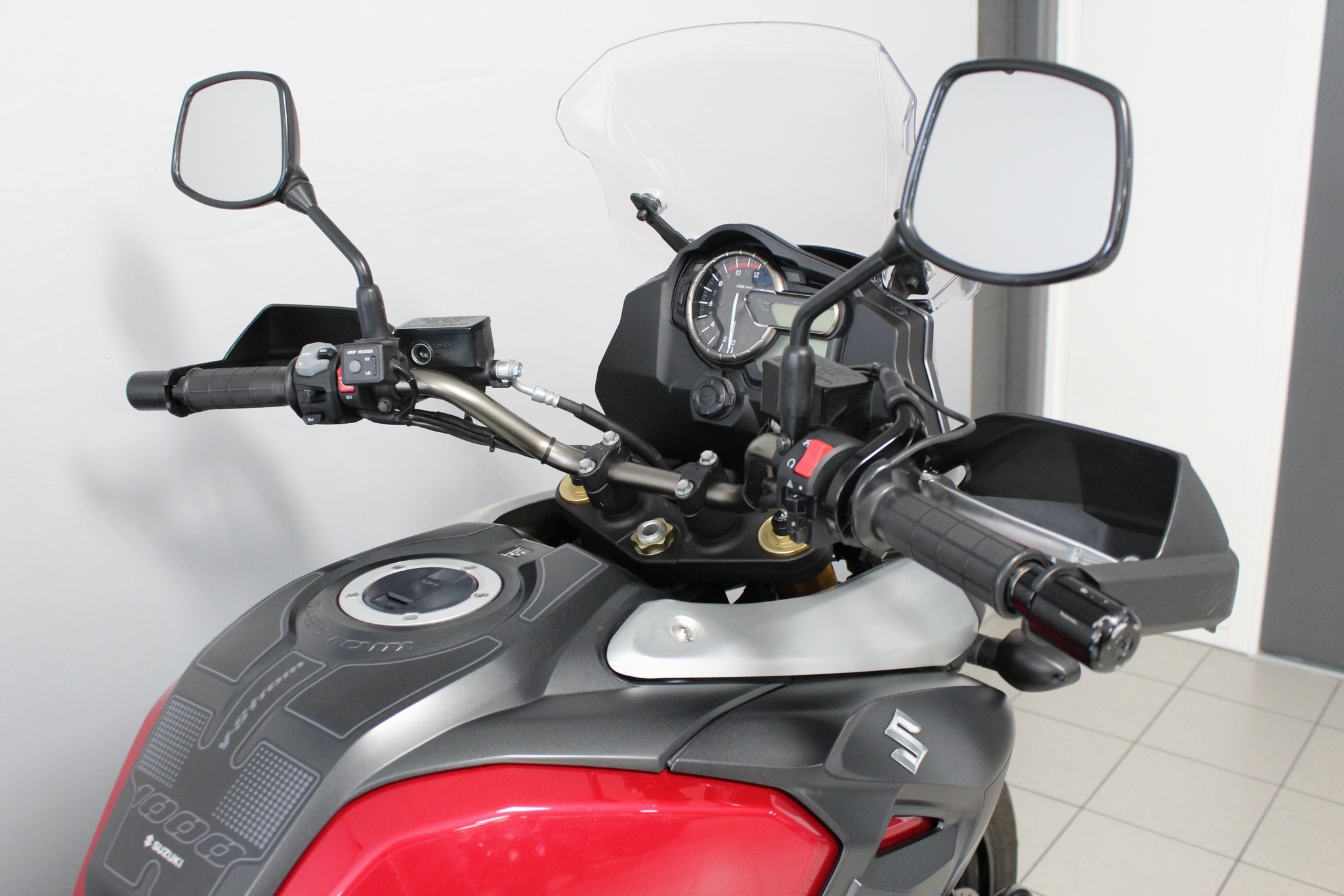 SUZUKI DL1000A V-strom