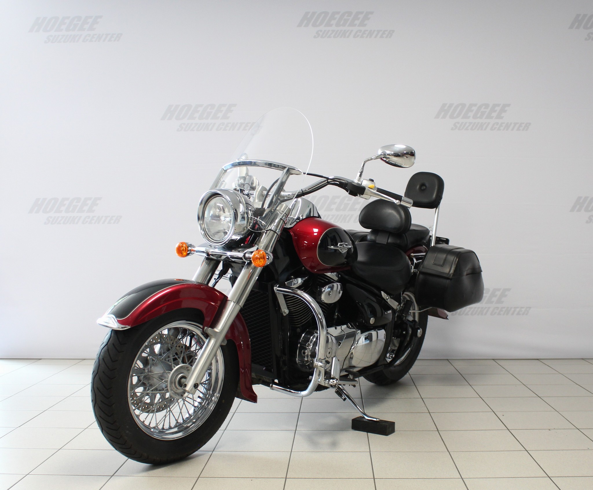 SUZUKI C 800