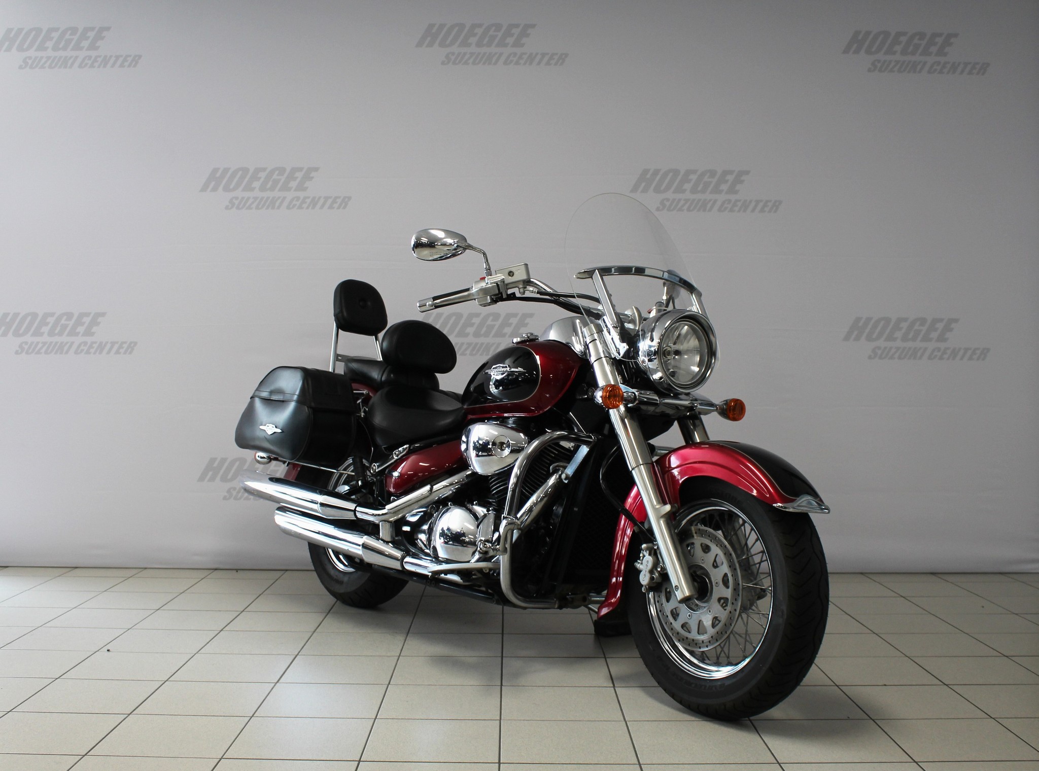 SUZUKI C 800