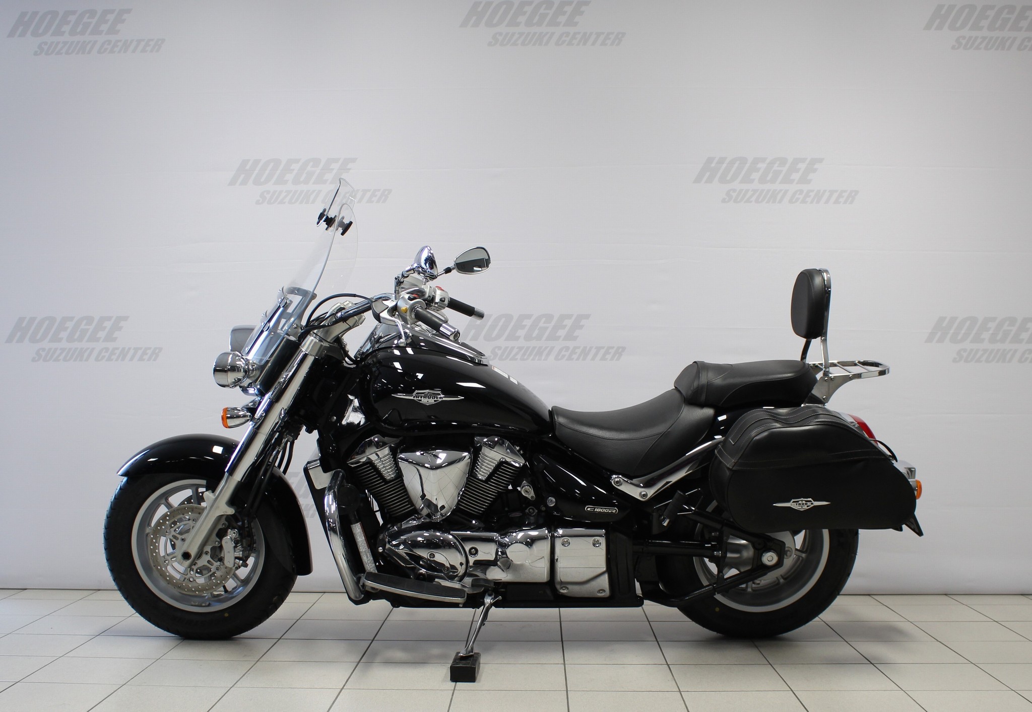 SUZUKI C1800R