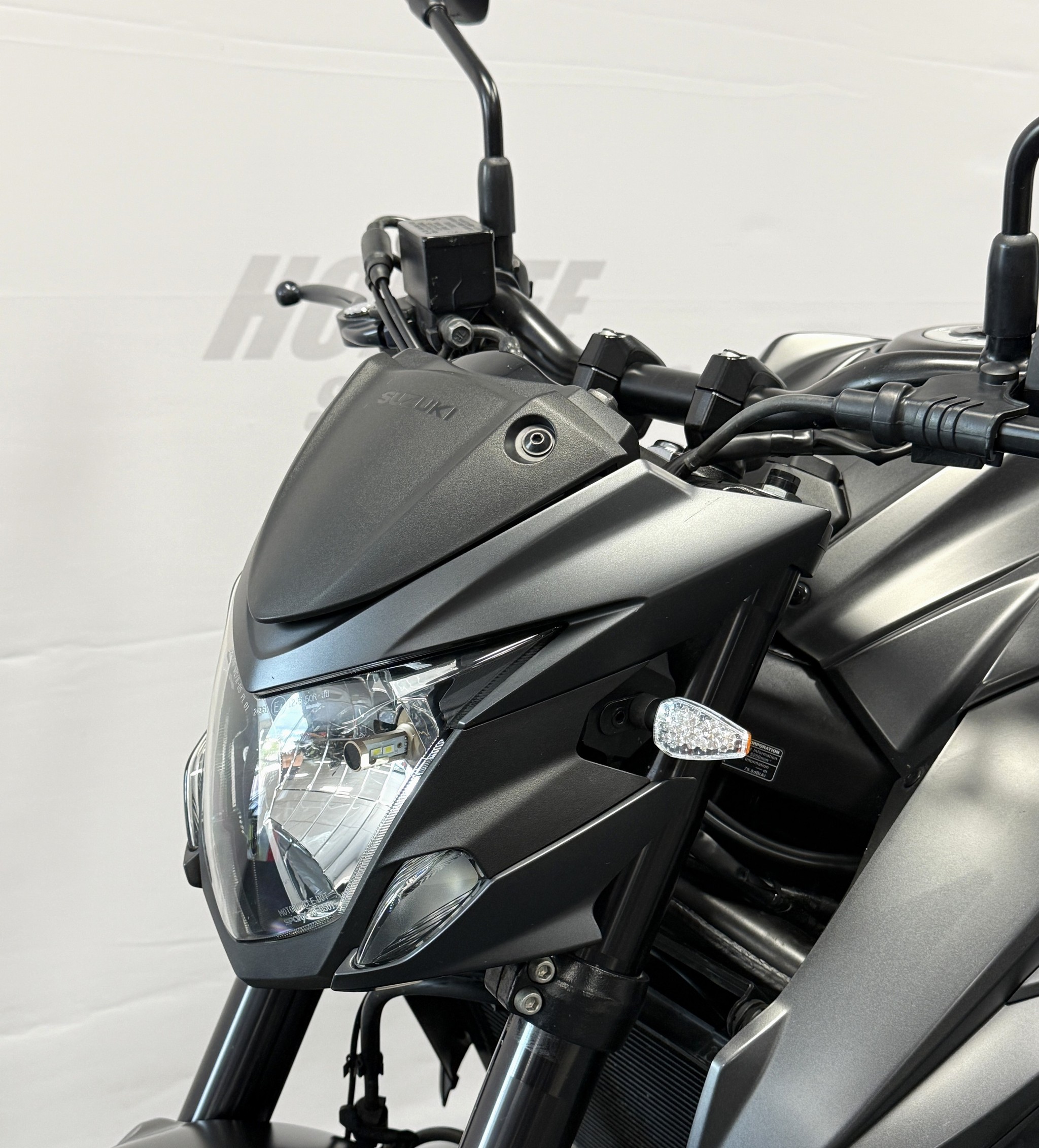 SUZUKI GSX-S750