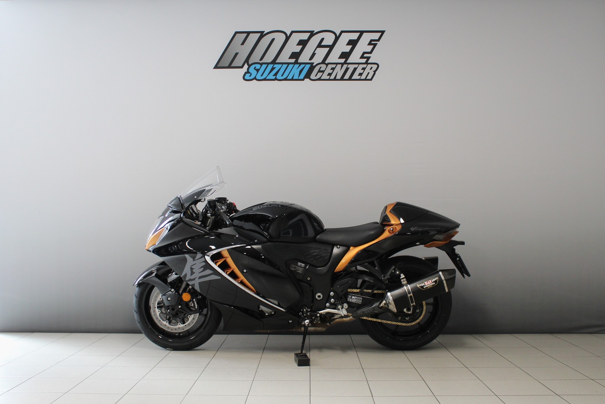 SUZUKI GSX1300R Hayabusa