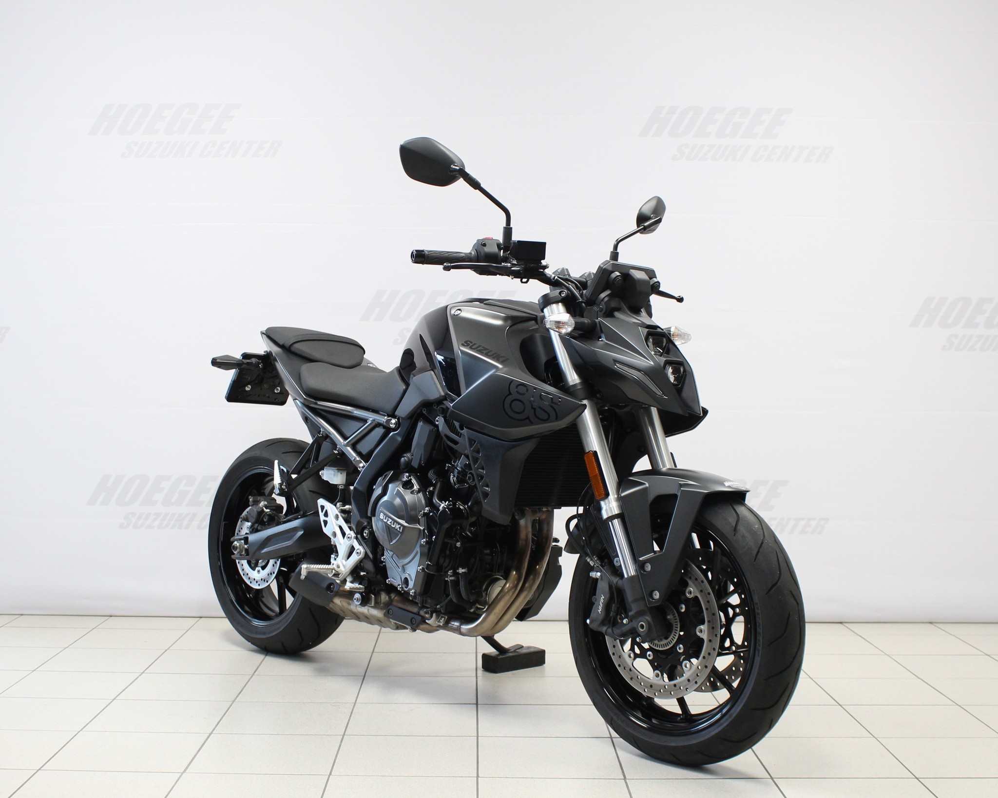 SUZUKI GSX-8S