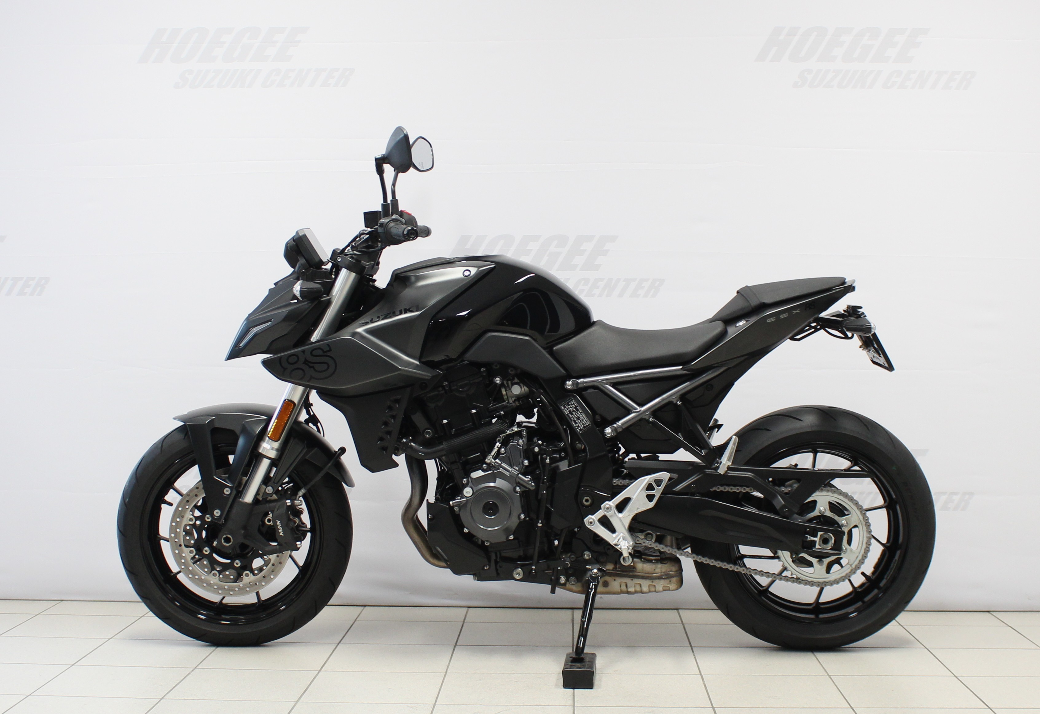 SUZUKI GSX-8S