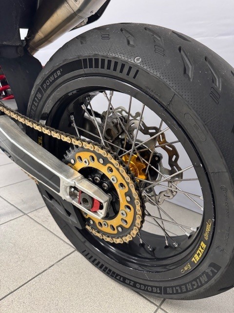 SUZUKI RMZ450X