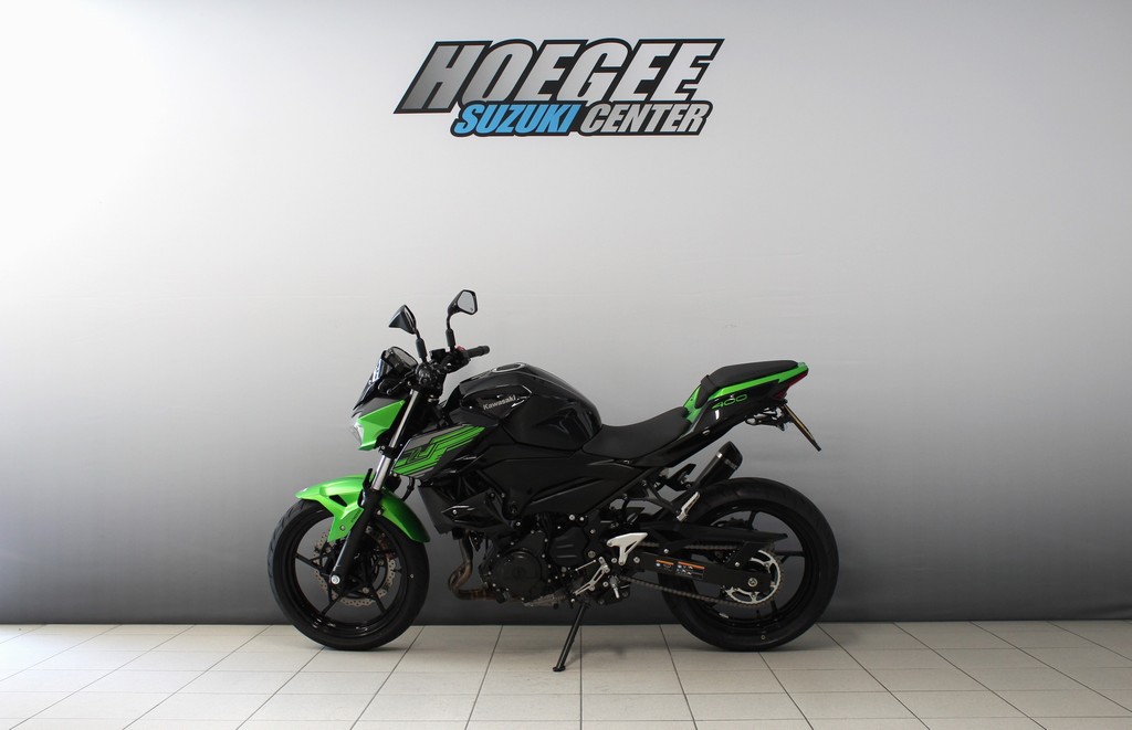 KAWASAKI Z 400