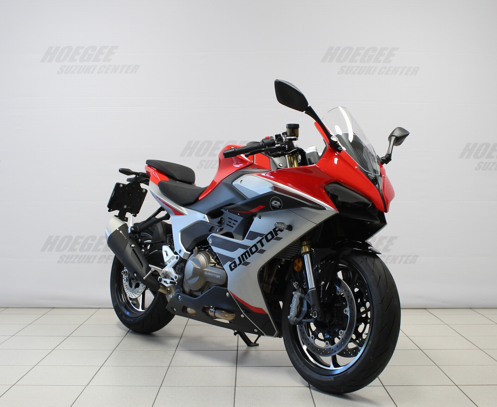 QJMOTOR SRK600RS