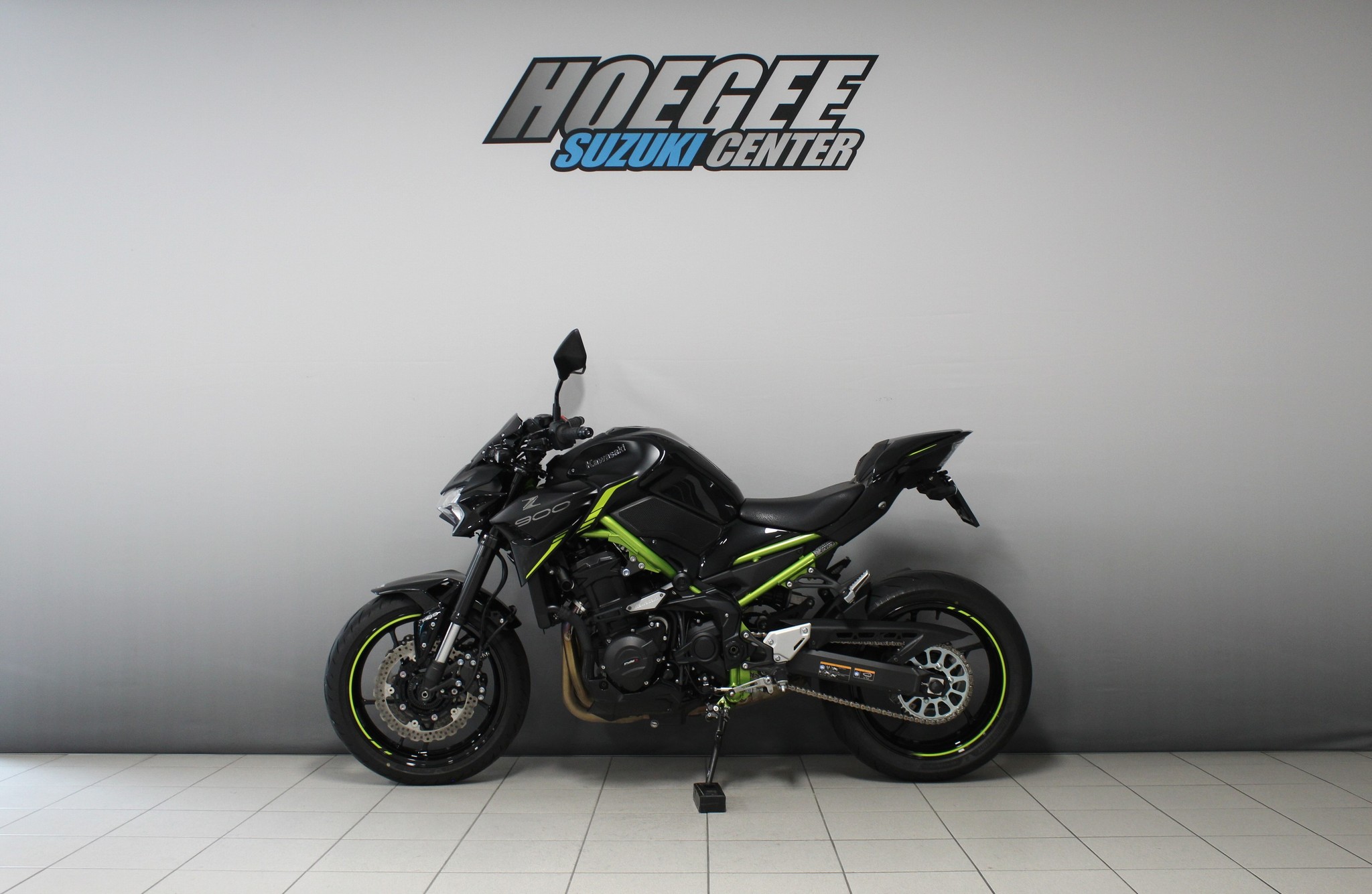 KAWASAKI Z900