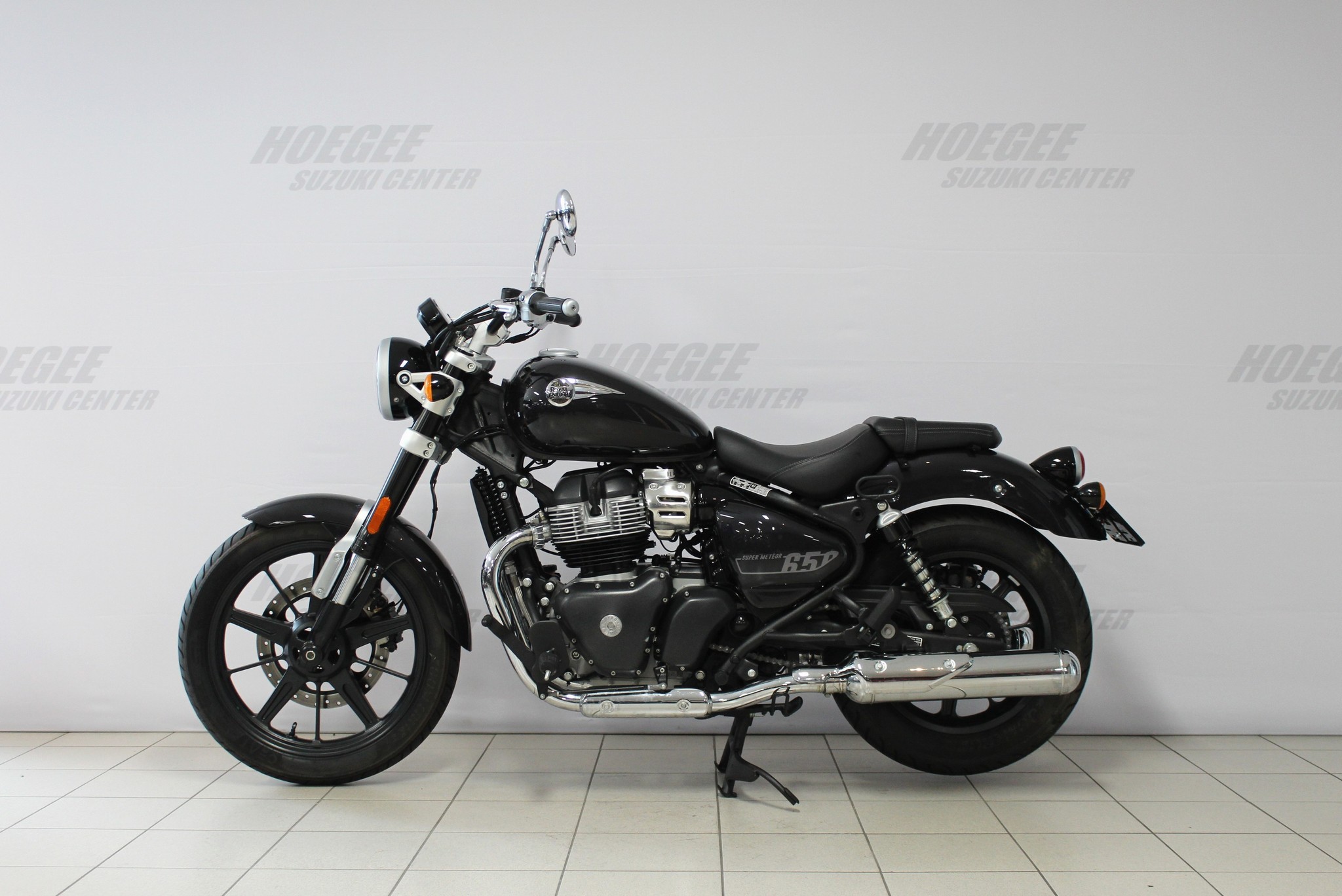 ROYAL-ENFIELD SUPER METEOR 650 ASTRAL