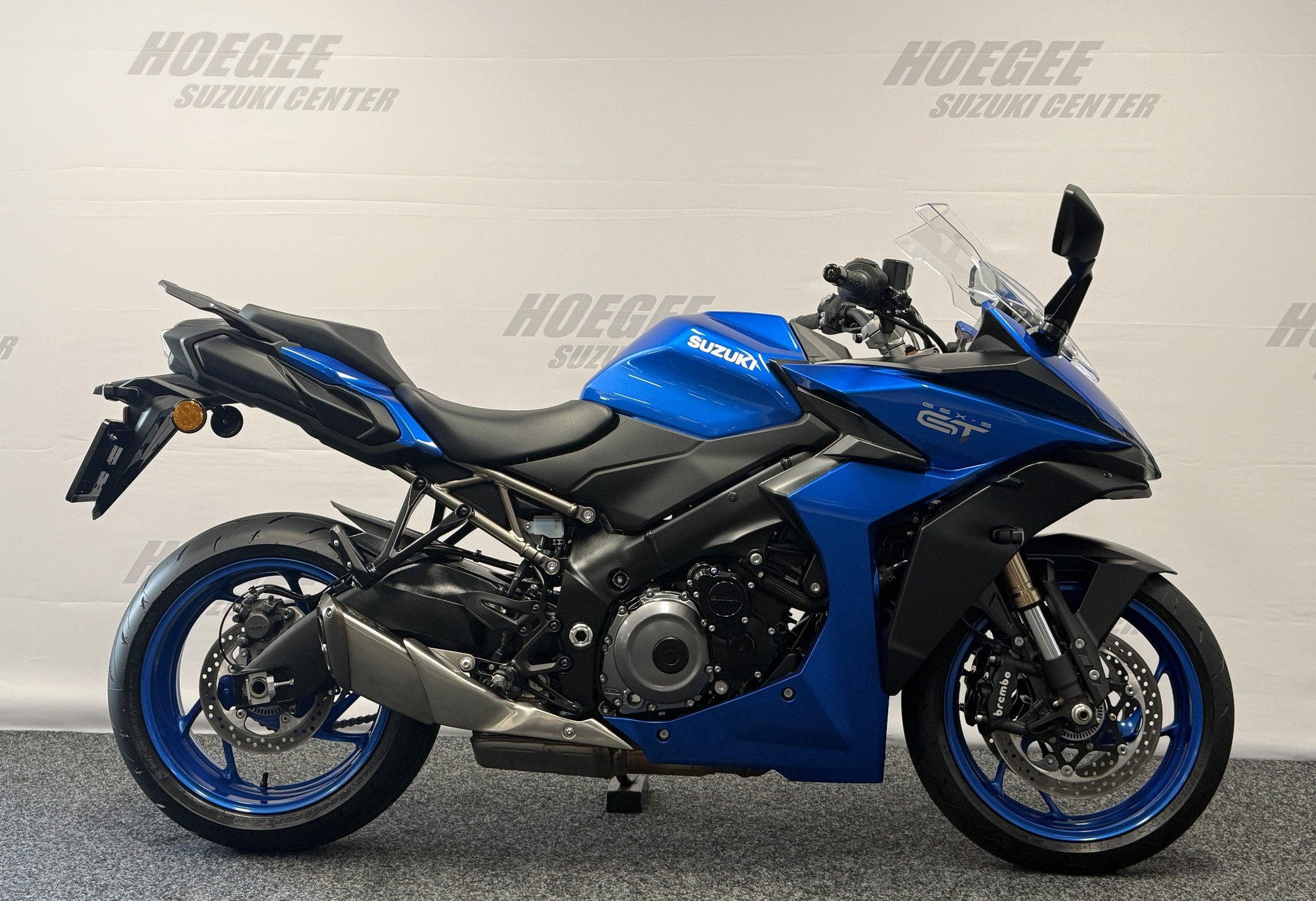 SUZUKI GSX-S1000GT