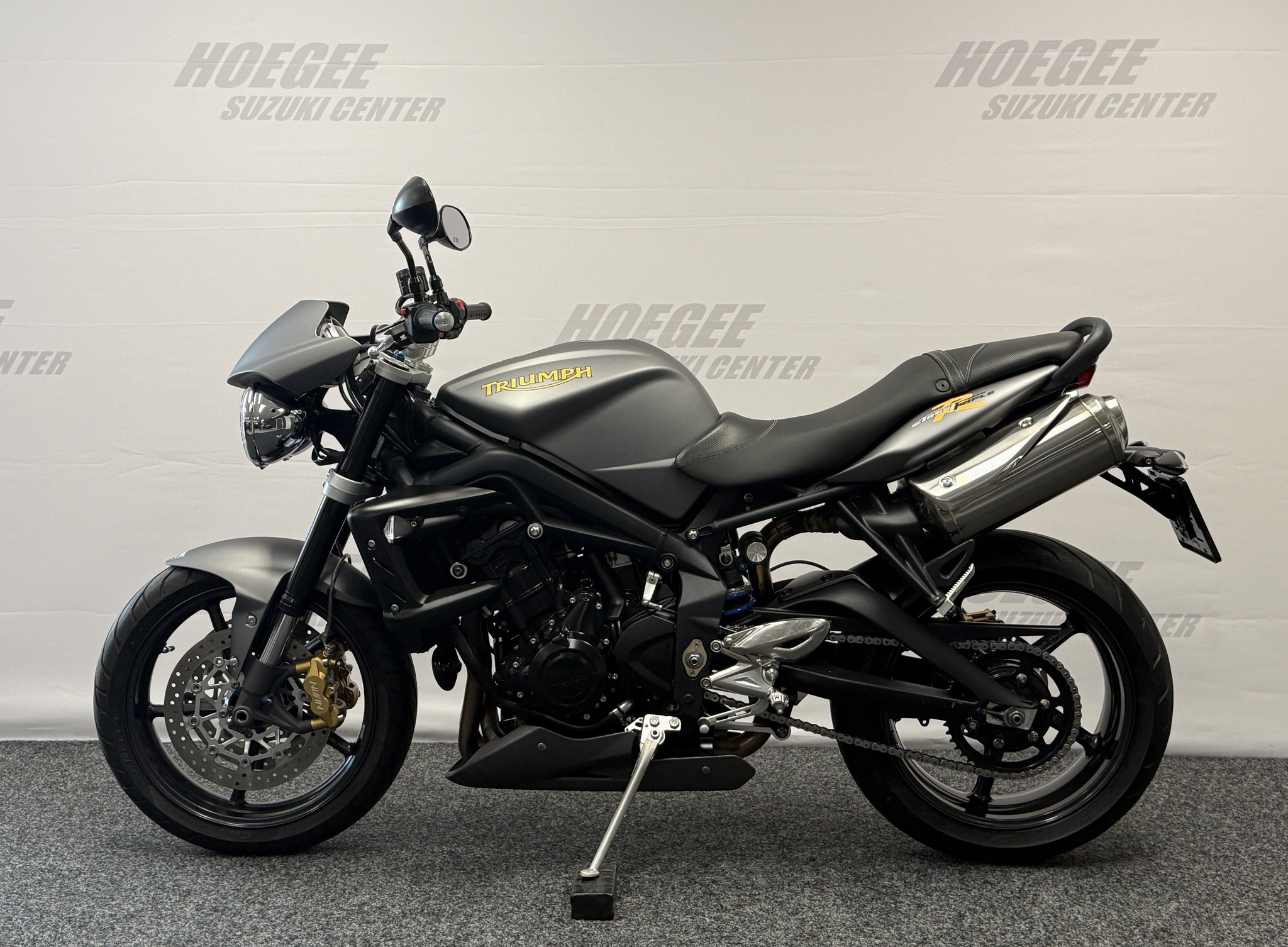 TRIUMPH Street Triple R