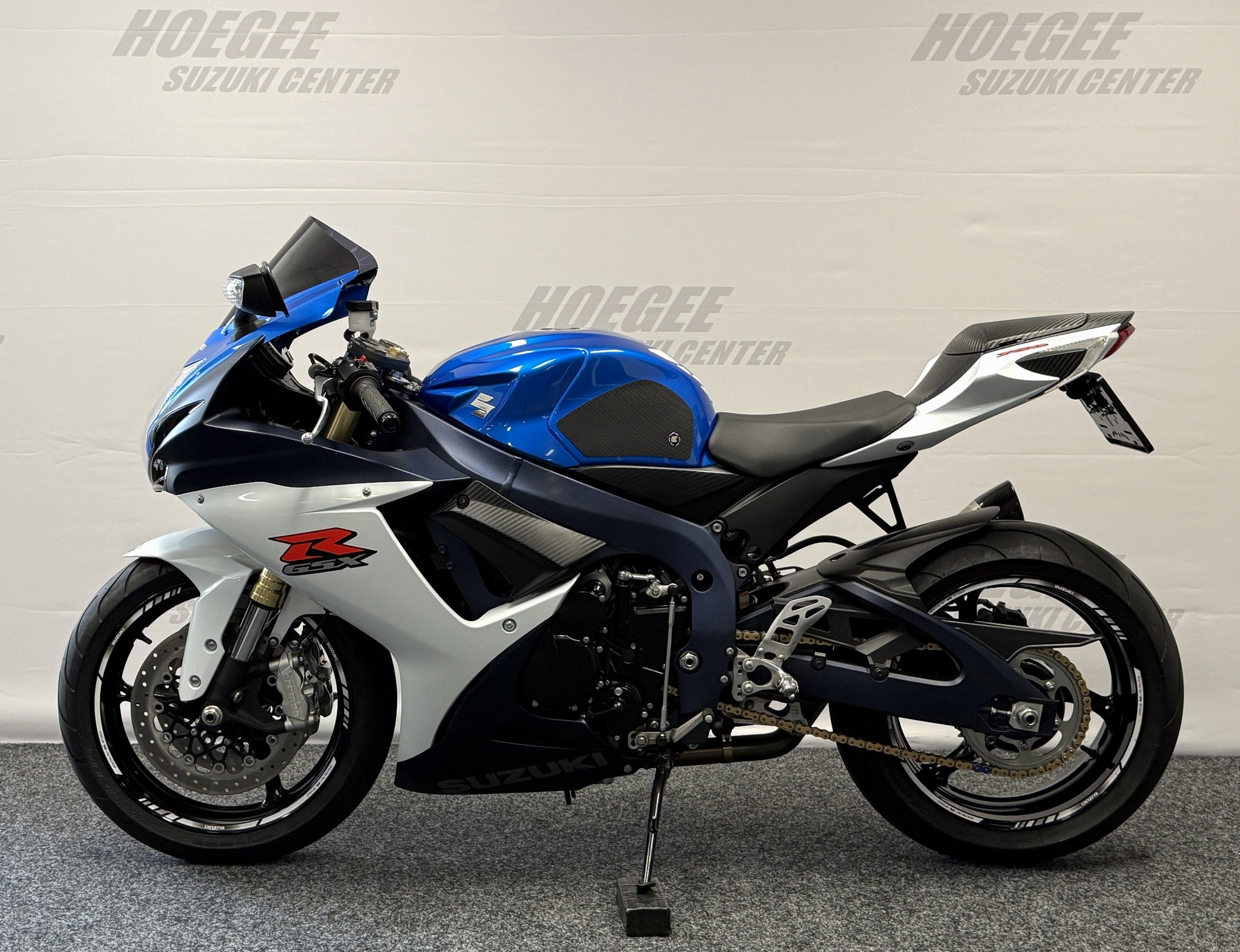 SUZUKI GSX-R 750