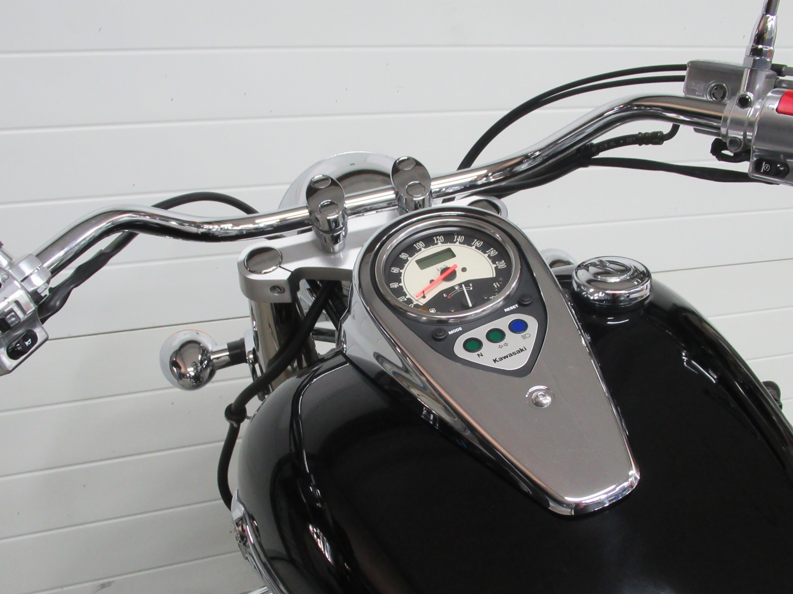 KAWASAKI - VN 900