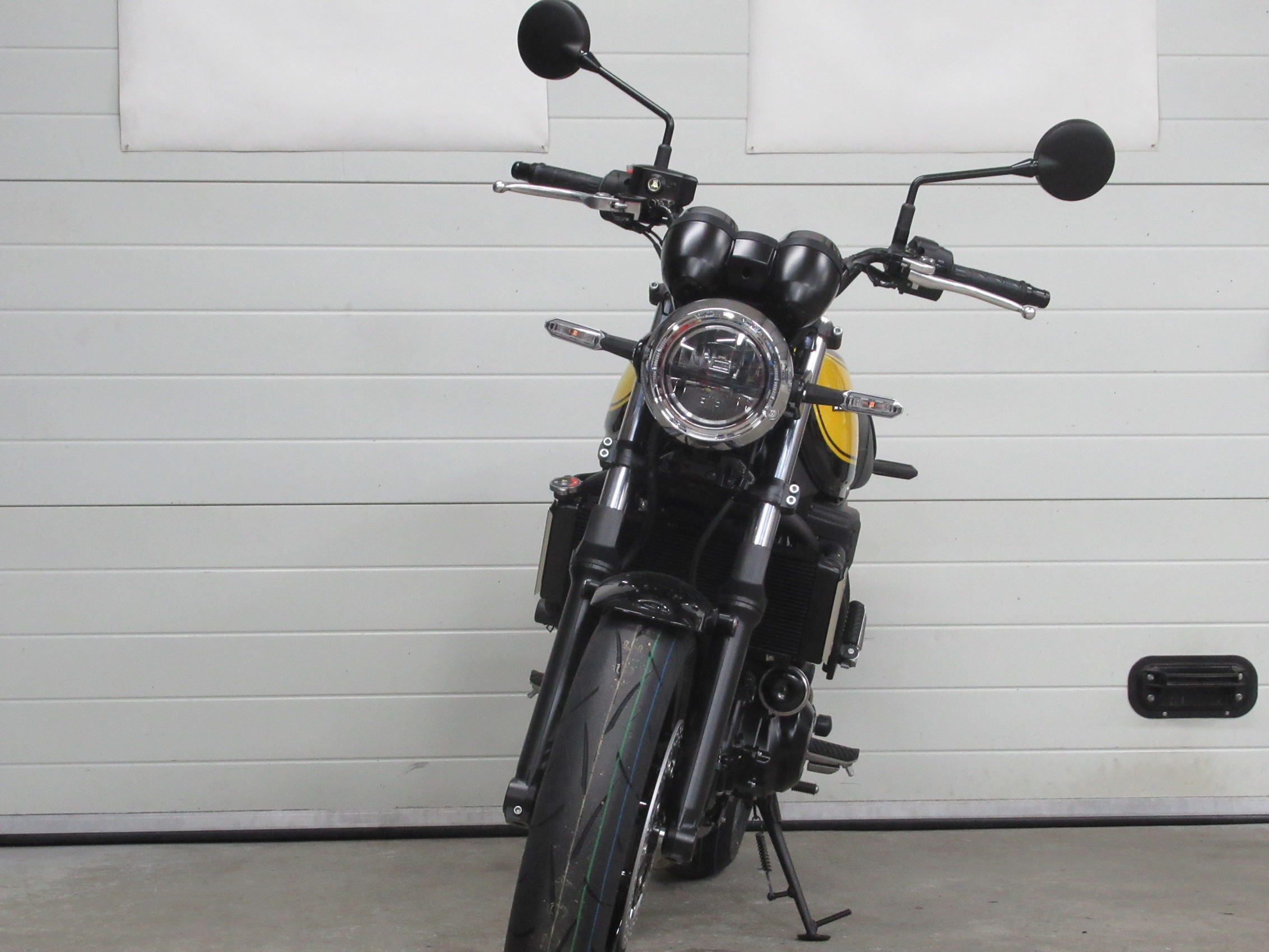 KAWASAKI - Z 650 RS