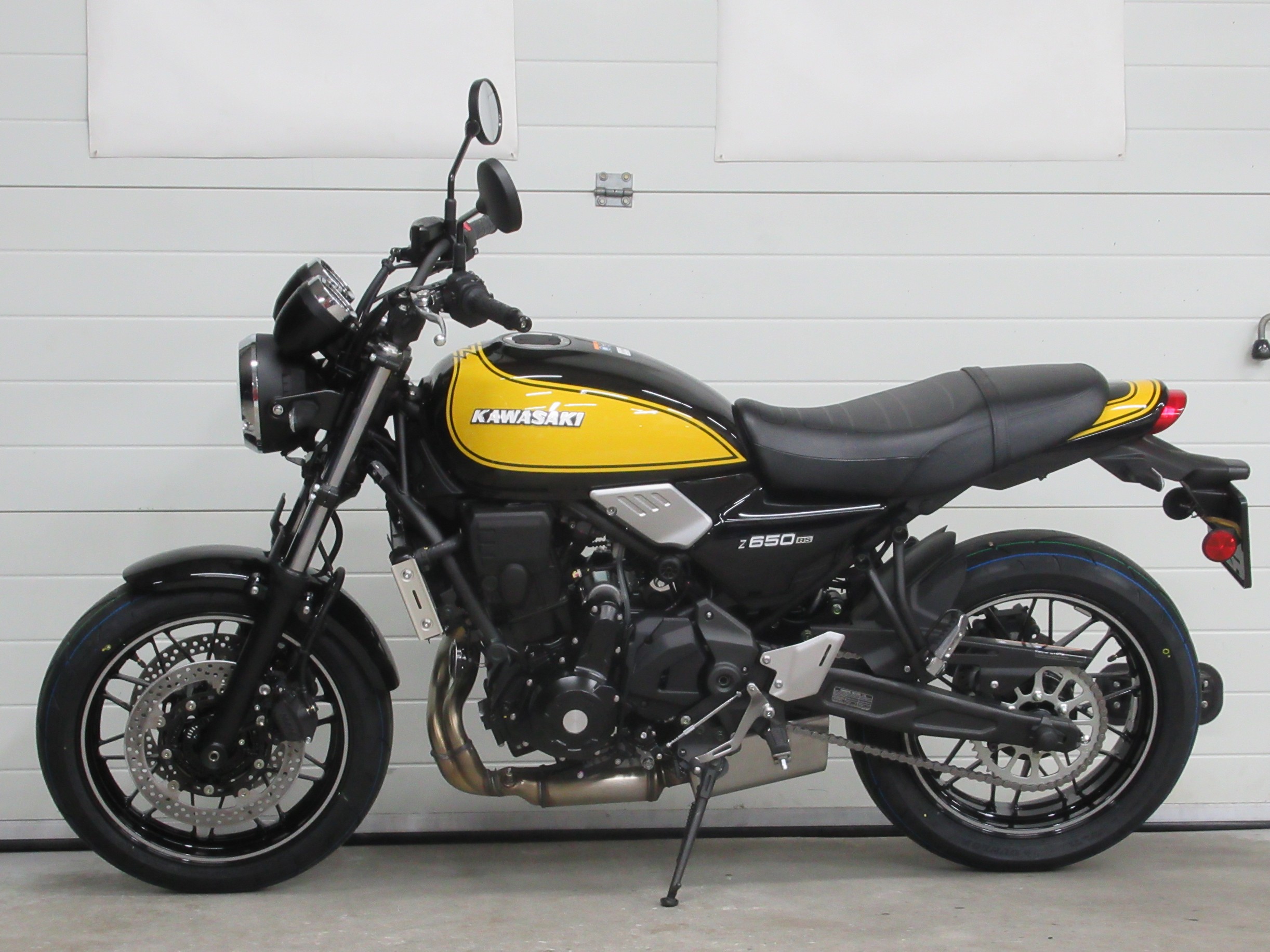 KAWASAKI - Z 650 RS