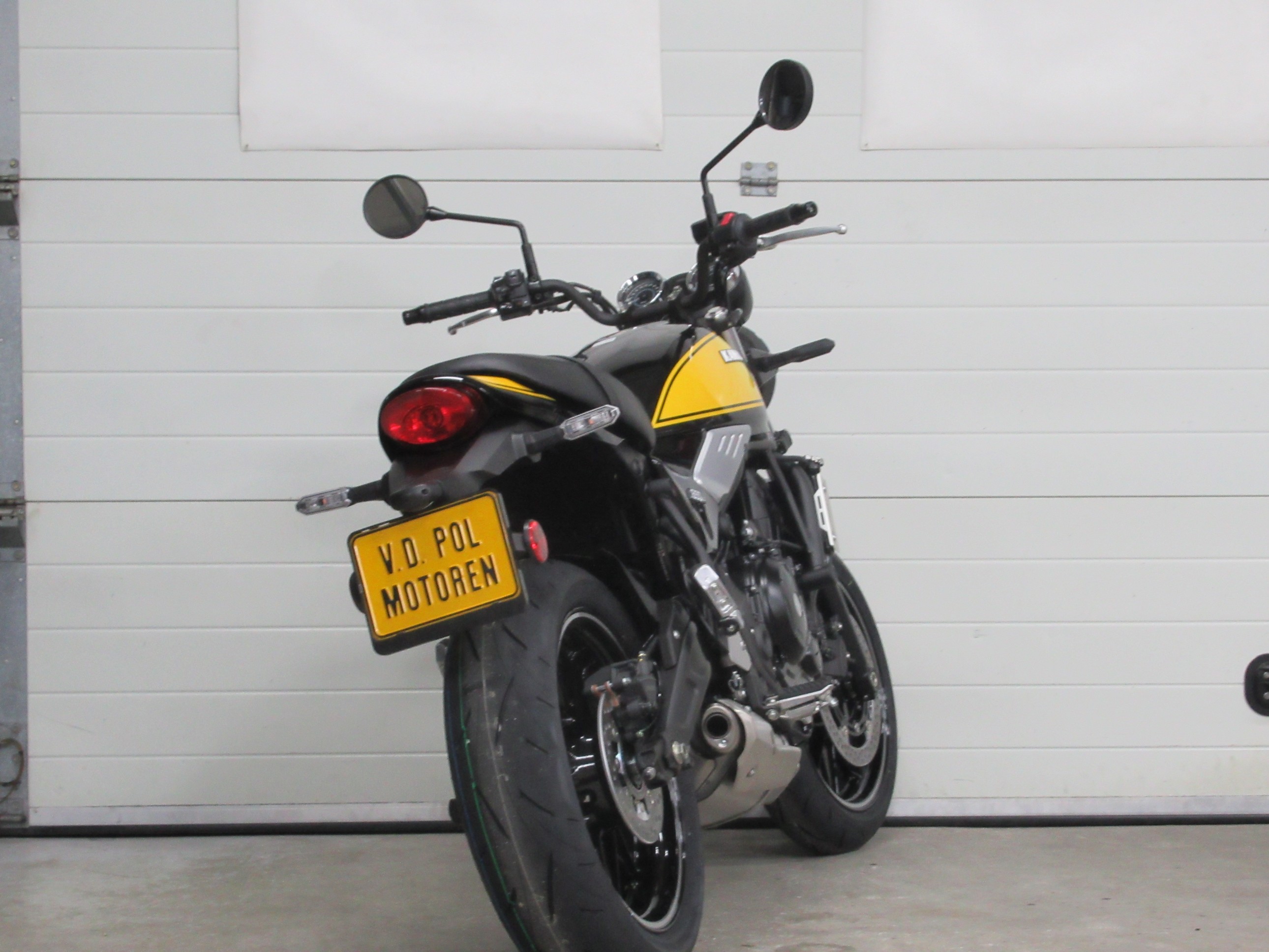 KAWASAKI - Z 650 RS