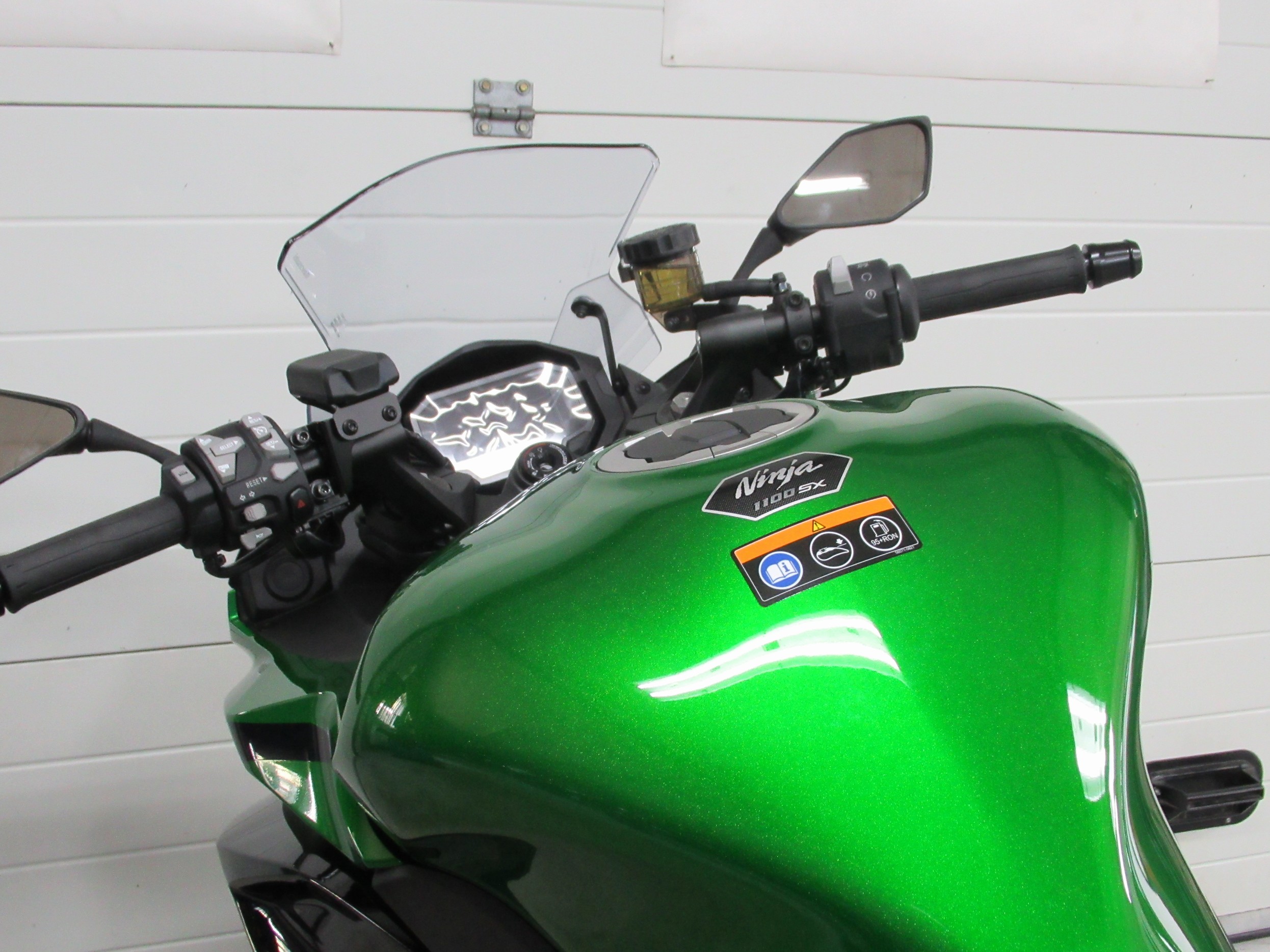 KAWASAKI - NINJA 1100 SX SE