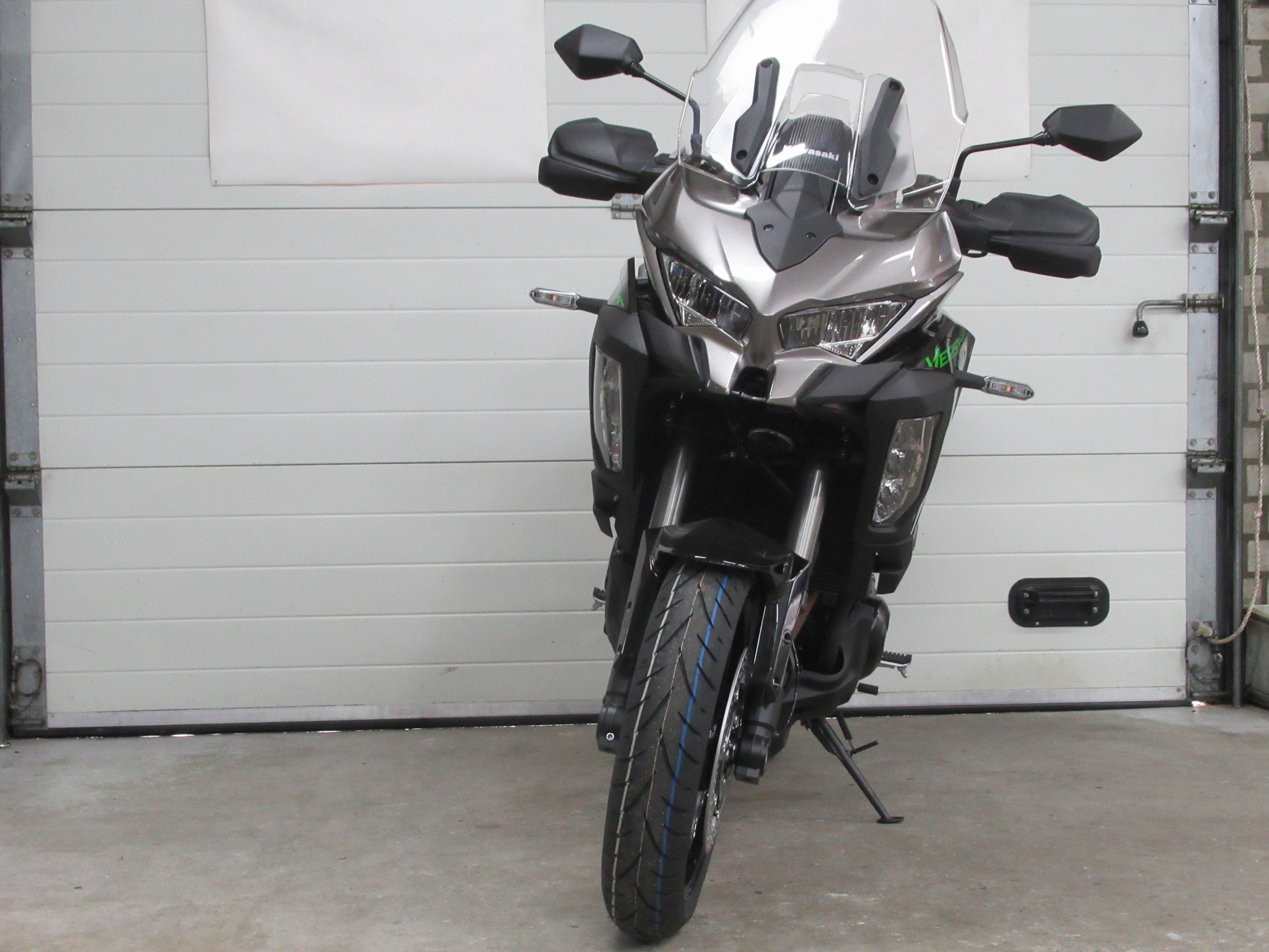 KAWASAKI - VERSYS 1100 SE