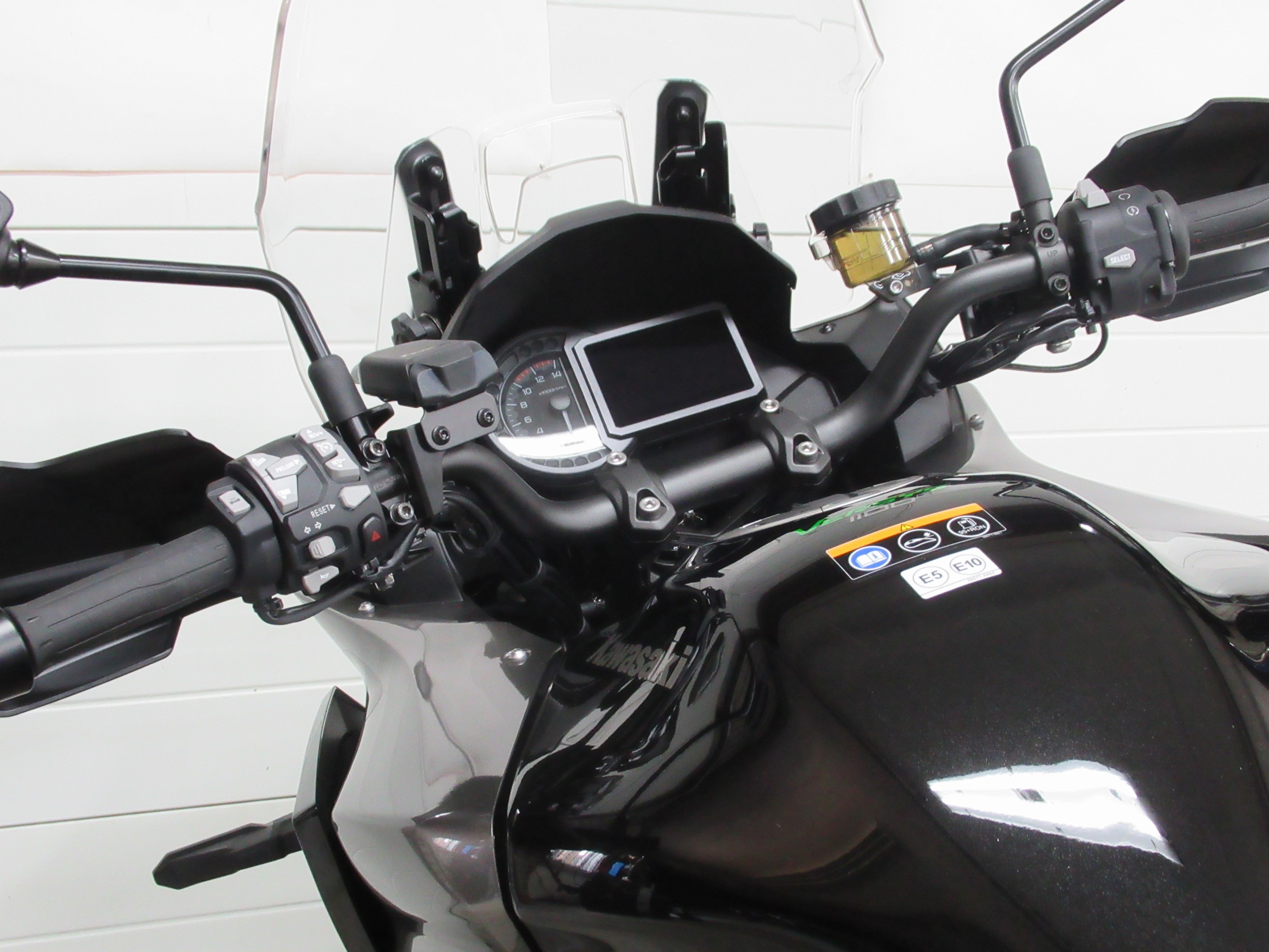 KAWASAKI - VERSYS 1100 SE