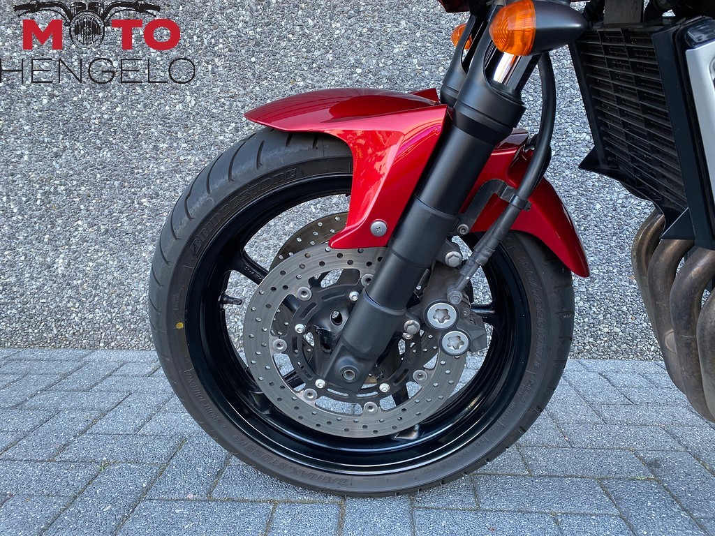 YAMAHA - FZ6 FAZER S2