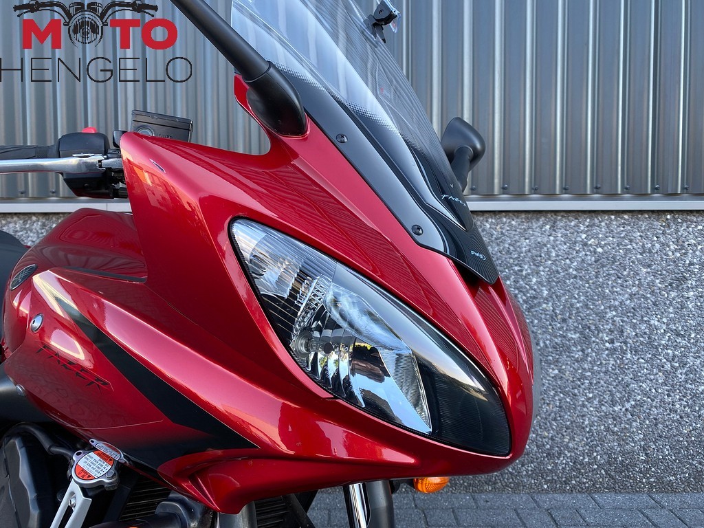 YAMAHA - FZ6 FAZER S2