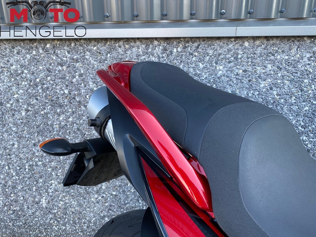 YAMAHA - FZ6 FAZER S2