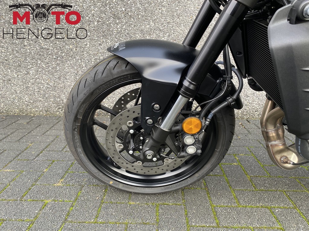 YAMAHA - MT-09 ABS