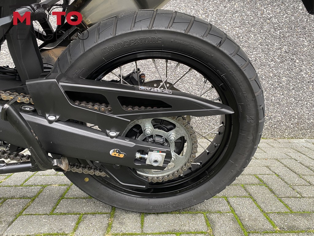 HONDA - CRF 1000 L AFRICA TWIN DCT