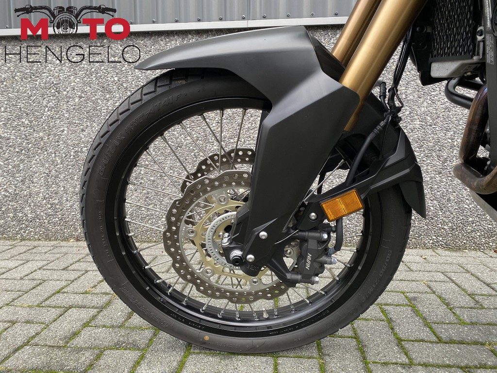 HONDA - CRF 1000 L AFRICA TWIN DCT