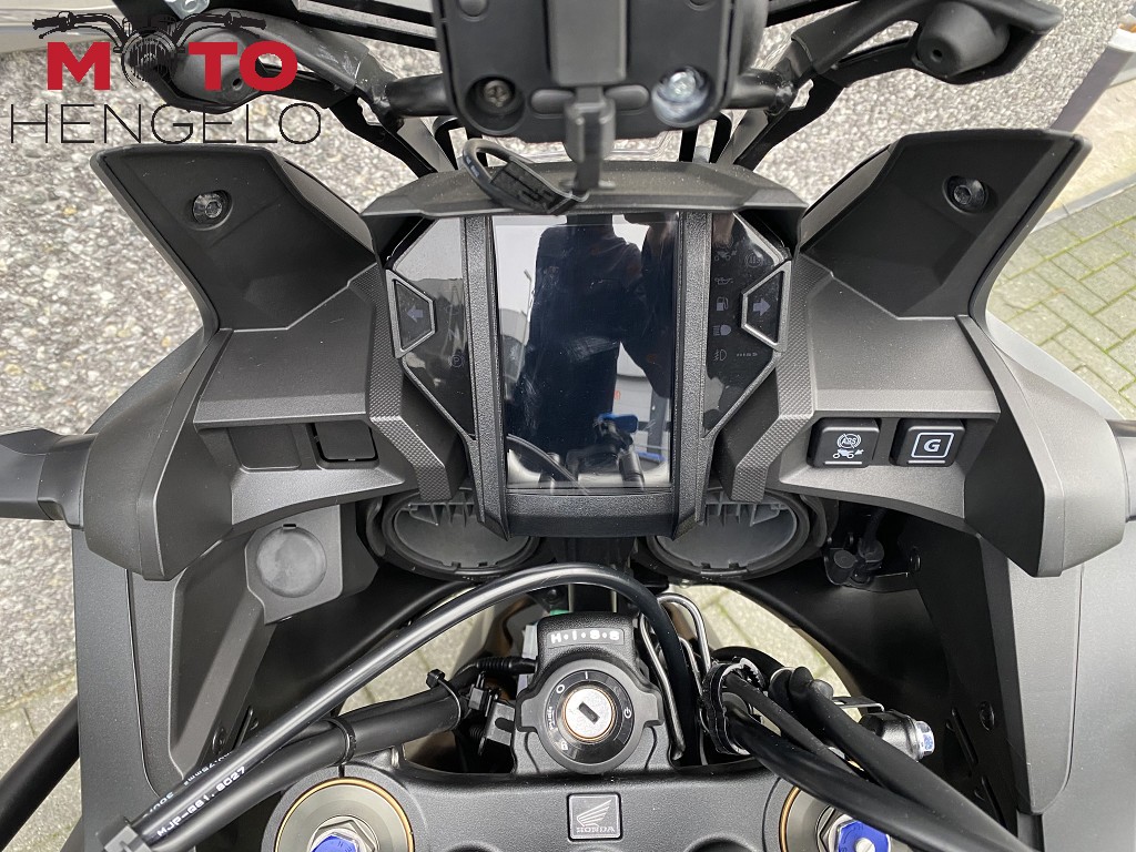HONDA - CRF 1000 L AFRICA TWIN DCT