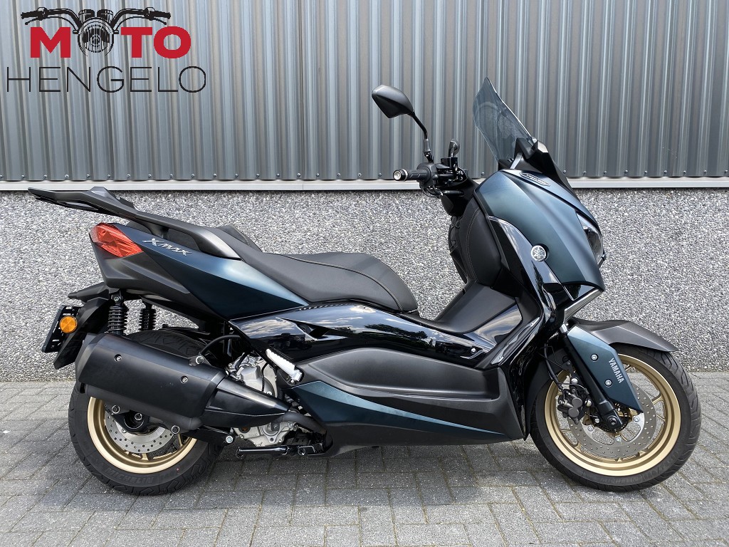 YAMAHA - X-MAX 300 TECH MAX