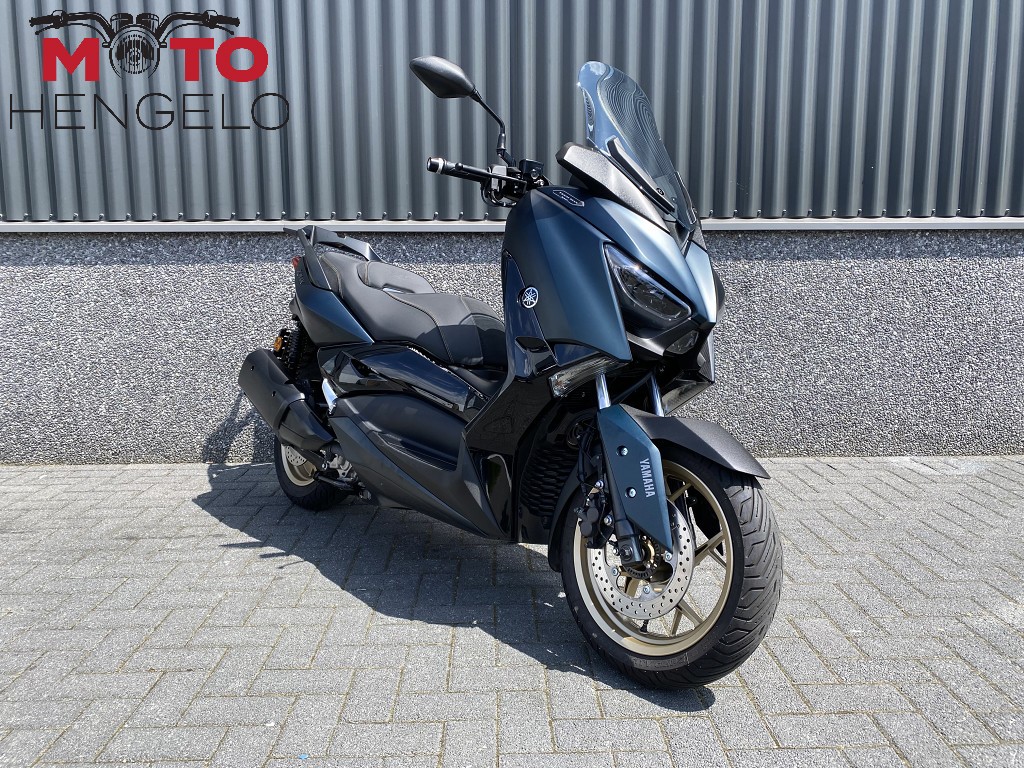 YAMAHA - X-MAX 300 TECH MAX
