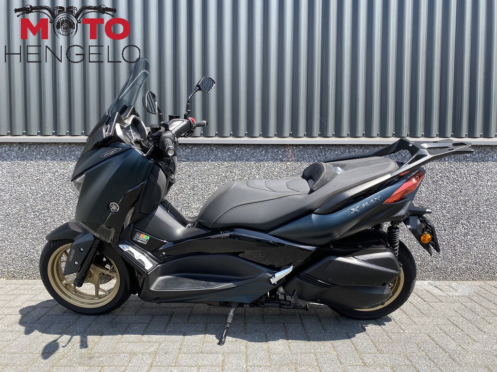 YAMAHA - X-MAX 300 TECH MAX