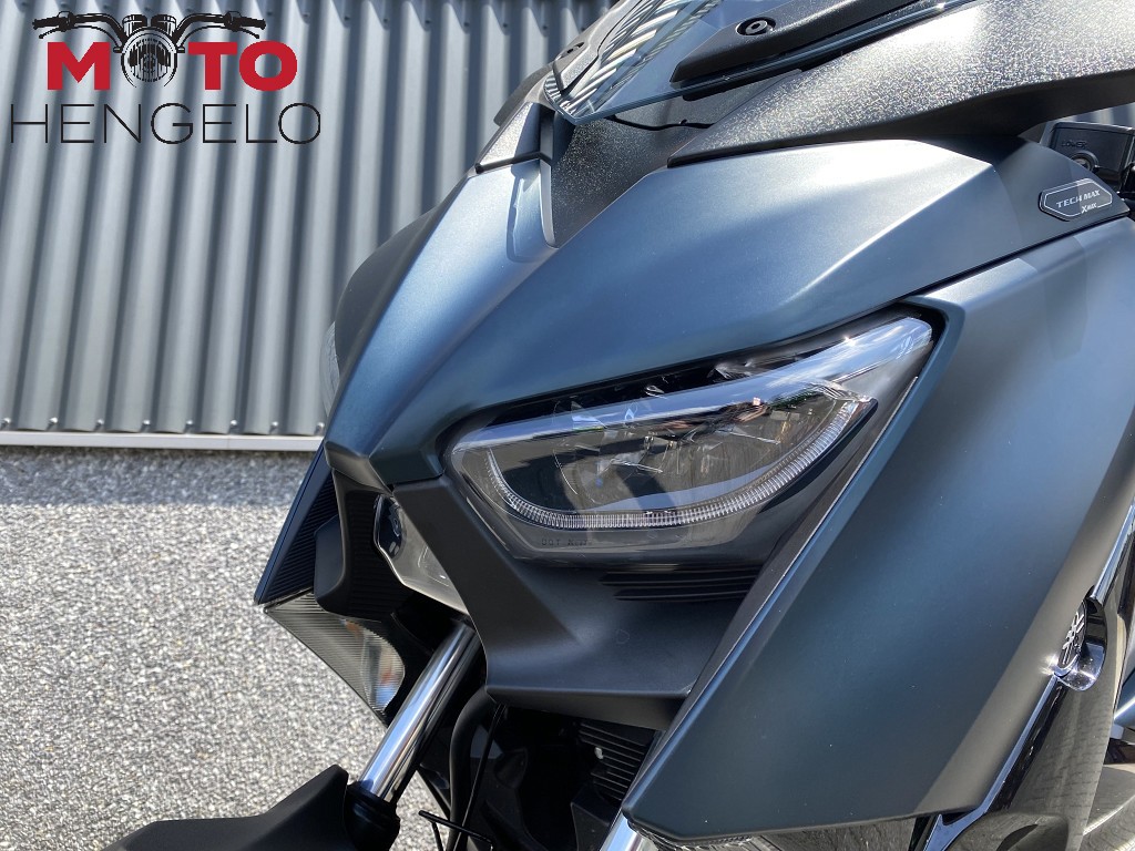 YAMAHA - X-MAX 300 TECH MAX