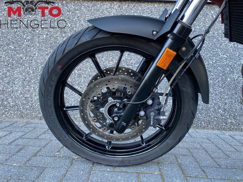 BMW - F 700 GS