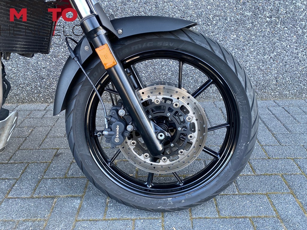 BMW - F 700 GS