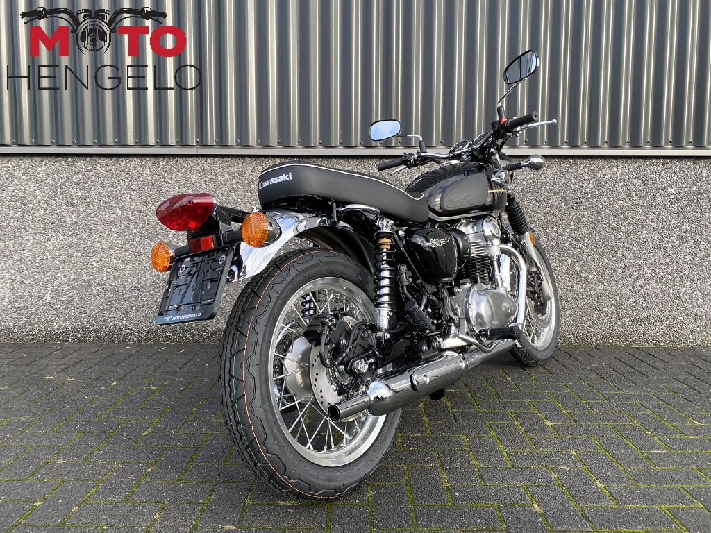 KAWASAKI - W800