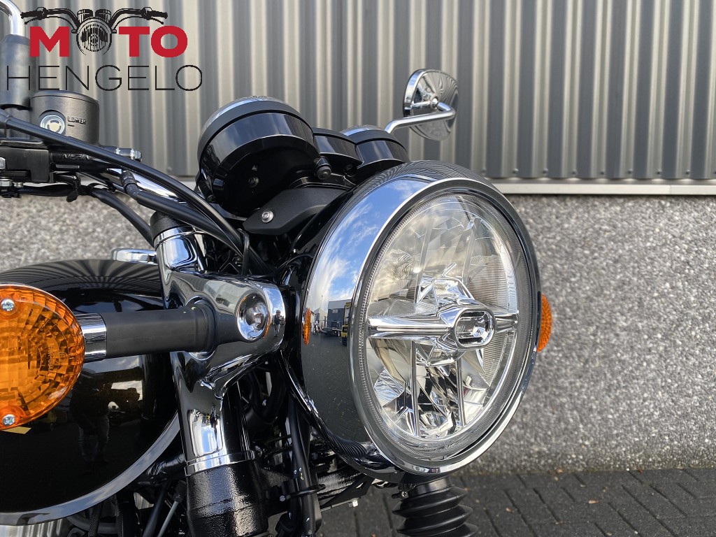 KAWASAKI - W800