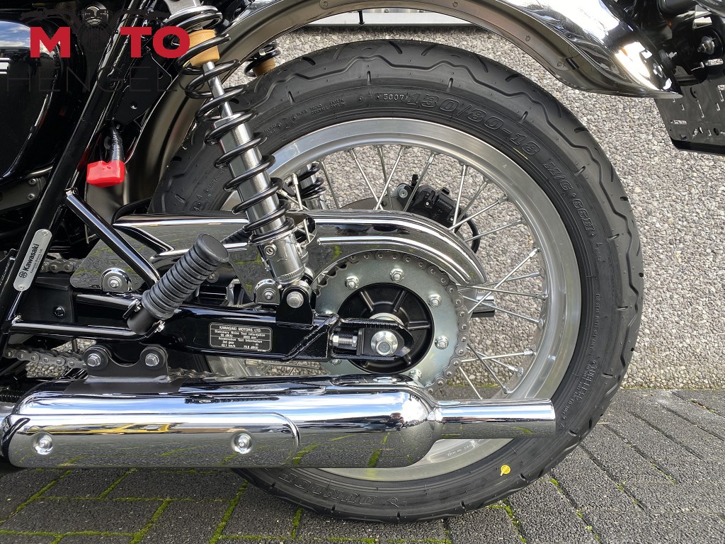 KAWASAKI - W800