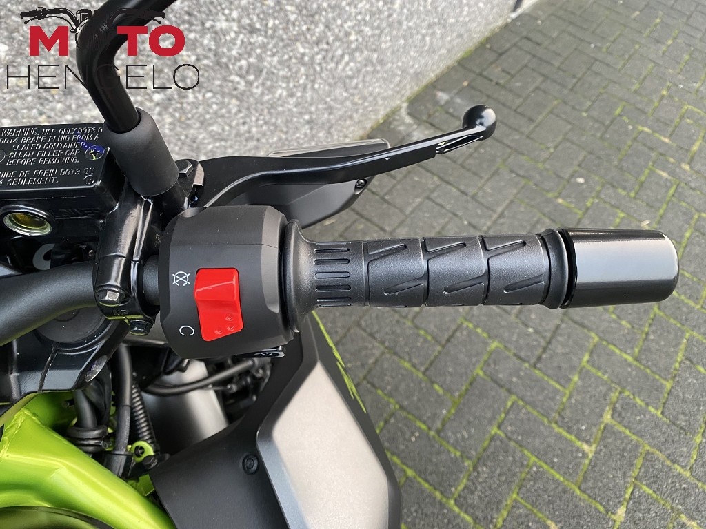 KAWASAKI - Z125
