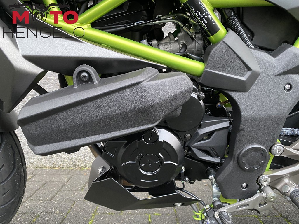 KAWASAKI - Z125