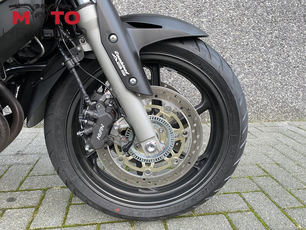 HONDA - VFR 800 X CROSSRUNNER