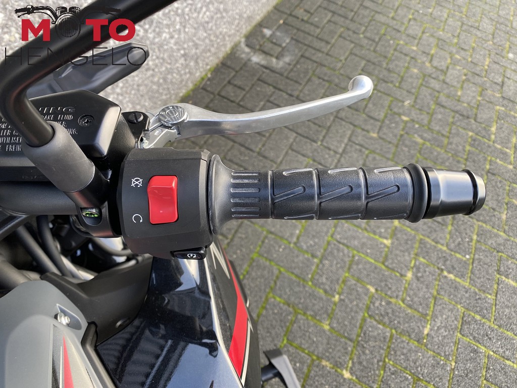 KAWASAKI - Z650