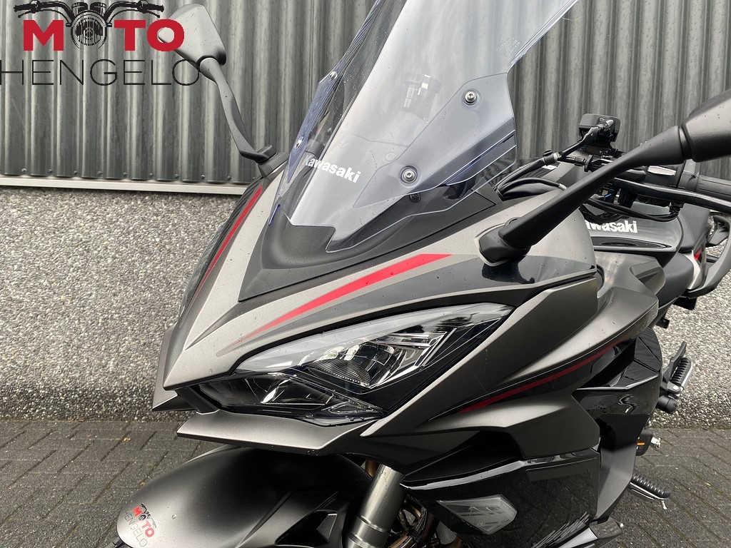 KAWASAKI - NINJA 1100SX SE